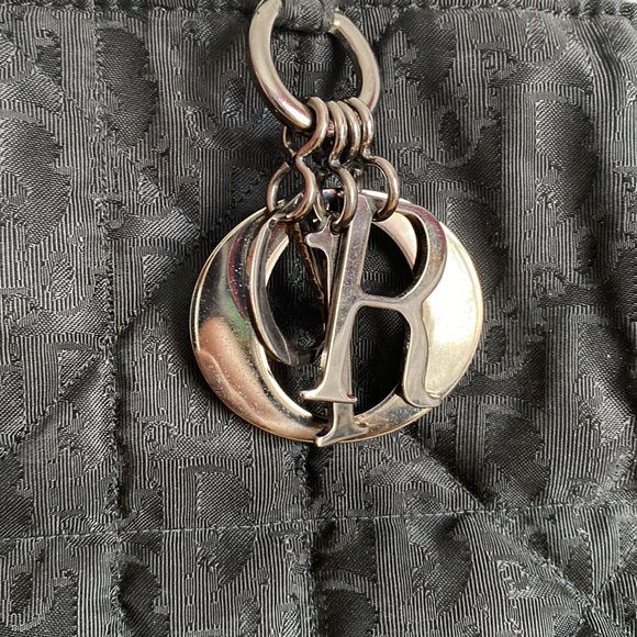 ๐ Christian Dior Quilted Logo Canvas Black Tote Bag - Picture 13 of 17